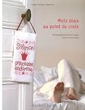 Mots doux au point de croix