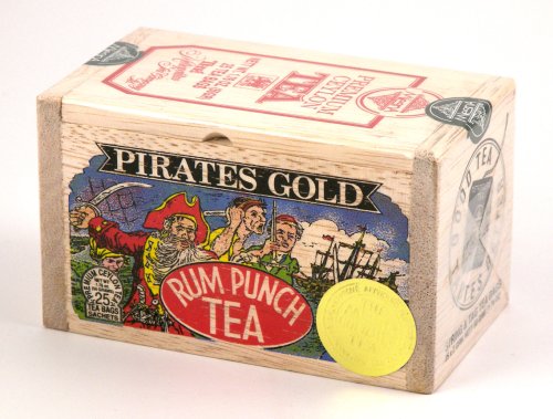 Pirates Gold Rum Punch Blend Ceylon Black Tea, 25 Bags in Decorative Wood Crate by Metropolitan Tea Co.