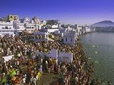 Pilgrims at the Annual Hindu Pilgrimage to Holy Pushkar Lake, Pushkar, Rajasthan State, India, Asia Art Photographic Poster Print by Gavin Hellier, 12x9