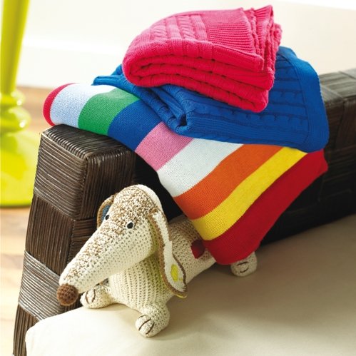 Izziwotnot Cable Knit Stroller Blanket, Cherry Red, Moses/crib/pram Picture