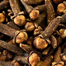 clove essential oil
