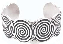 Hypnotic Detailed Labyrinth Silver Tone Pewter Cuff Bracelet