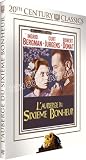 Revue Fox Pathé Europa  / L'Auberge du sixième bonheur