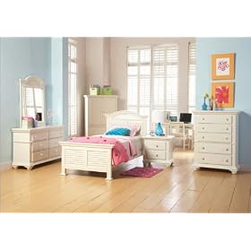 Broyhill Pleasant Isle Panel Bedroom Set in White