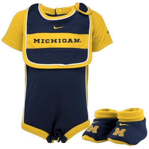 Nike Michigan Wolverines Navy Blue Infant Three Piece Gift Set