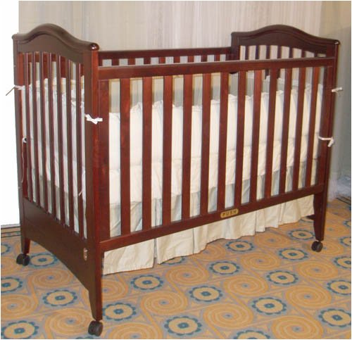 Baby: AAA Jeanie Crib New 2007