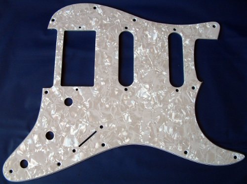 US WHITE PEARLOID HSS PICKGUARD FITS AMERICAN STRAT