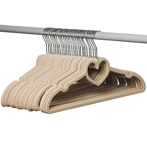 Home-it 30 Pack Clothes Hangers IVORY Velvet Hangers LOVE SHAPED Clothes Hanger Ultra Thin No Slip