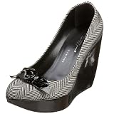 Tapeet By Vicini Women's Z95002 Wedge Pump