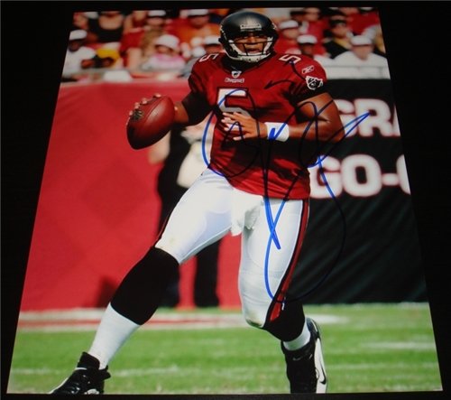 Josh Freeman Tampa Bay Bucs/Buccaneers Autographed/Hand Signed 8 x 10 Photo