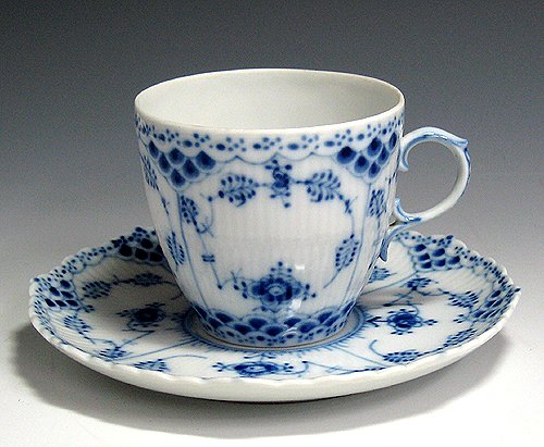 ロイヤルコペンハーゲン　フルレース コーヒーカップ＆ソーサー 103-071　【並行品】