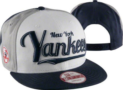 New York Yankees New Era Script Wheel Snapback Adjustable Hat
