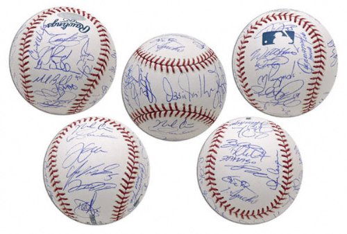 Chicago White Sox 2005 Team Signed MLB Baseball with 32 Signatures