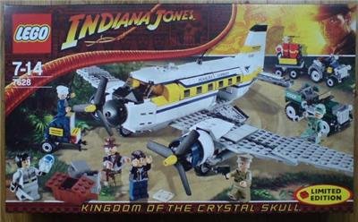 Childrens Toyshop  Toys : Lego Indiana Jones Set 7628: Peril In Peru Limited Edition (Includes 6 Mini-Figures)