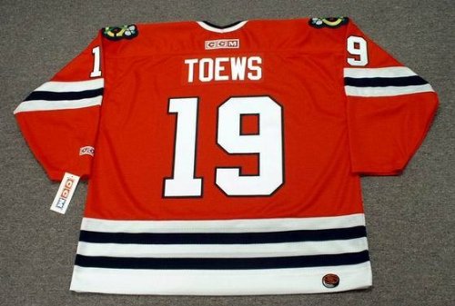 Buy JONATHAN TOEWS Chicago Blackhawks CCM Home Hockey Jersey