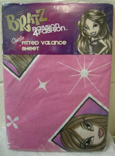Childrens Toyshop  Kitchen & Housewares : Zap Bratz Passion 4 Fashion Single Fitted Valance Sheet