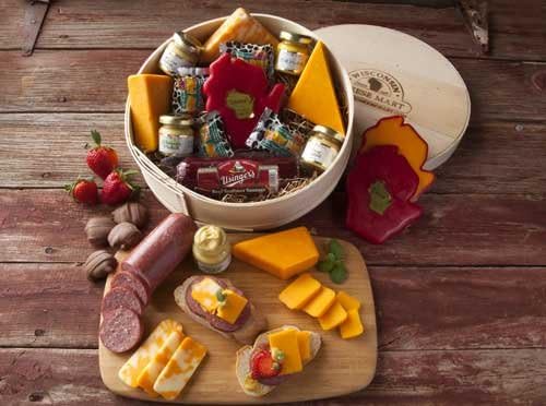 Supreme Sampler Gift Basket by Wisconsin Cheese Mart