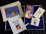  : Beauty and the Beast (Disney Deluxe Collector's Edition) [VHS]