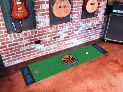 New York Knicks Putting Green Mat 18"x72"