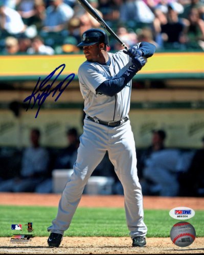 Signed Ken Griffey Jr. Seattle Mariners Photo - 8x10 PSA/DNA - Autographed MLB Photos