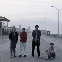 Grizzly Bear - Photo: Lane Coder