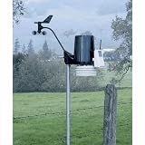 Davis Instruments Vantage Pro2 Plus, Wireless Weather Station with UV and solar radiation sensors.