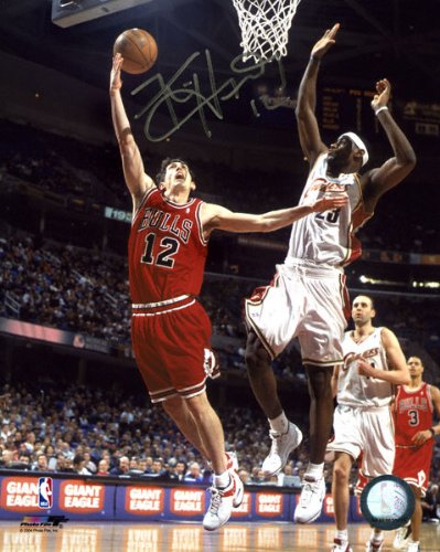 Kirk Hinrich Chicago Bulls - vs. LeBron James - 8x10 Autographed Photograph
