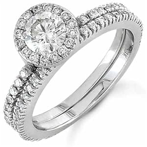 18kt White Gold Elegant Diamond Wedding Ring Set