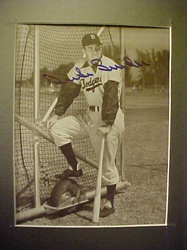 Duke Snider Brooklyn Dodgers Autographed 11 X 14 Professionally Matted Black & White Photo With A Personally Obtained Autograph Directly From The Player