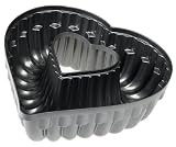 Kaiser Bakeware KaiserCast 11-Inch 12-Cup Heart-Shaped Bundform Pan