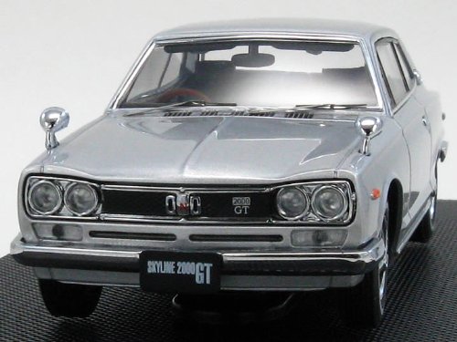 1/43 ニッサン スカイライン GT ハードトップ KGC10 (43960)