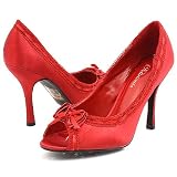 Delicious Winky Pumps