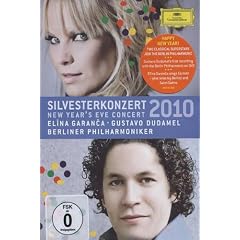 New Year's Eve Concert 2010 (Elina Garanca / Berliner Philharmoniker / Gustavo Dudamel) [DVD] [2011] [US Import] [NTSC]