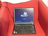 Lenovo ThinkPad T43 2668 - Pentium M 760 / 2 GHz - Centrino - RAM 512 MB - HDD 80 GB - DVD-Writer - Mobility Radeon X300 - Gigabit Ethernet - WLAN : Bluetooth, 802.11a/b/g - TPM - fingerprint reader - Win XP Pro - 14.1 TFT 1024 x 768 ( XGA ) - black - TopSeller