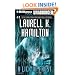 A Lick of Frost (Meredith Gentry, Book 6)