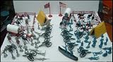 Civil War Soldier 102 Piece Playset: Bucket of 54mm Plastic Army Men and Accessories 1:32 Scale