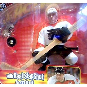 Eric Lindros Action Figure with Real Slapshot Action! - Starting Lineup Pro Action Hockey... by 