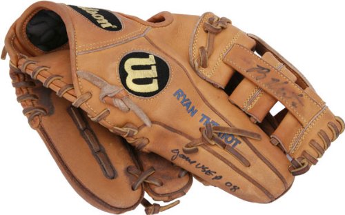 Ryan Theriot Chicago Cubs Autographed 2008 Game Used Fielders Glove