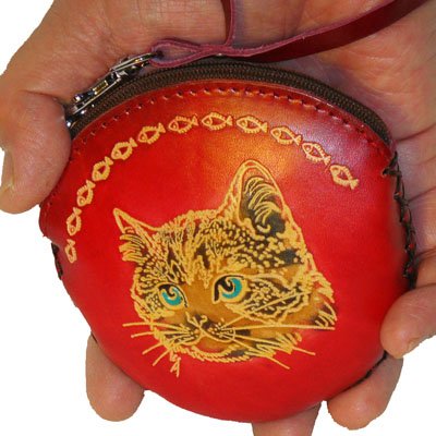 Get Gifts – Genuine Leather Coin Purse, a Handsome Cat Face and Fishes Pattern, Special for All the Cat Lovers !