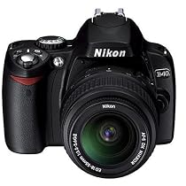 Nikon D40 6.1MP Digital SLR Camera Kit with 18-55mm f/3.5-5.6G ED II AF-S DX Zoom-Nikkor Lens