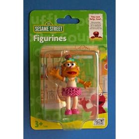 Sesame Street Figurines: Zoe by Sesame Workshop