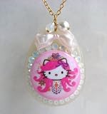 Tarina Tarantino Hello Kitty Pink Head Oval Russian Nouveau Gold Toned NECKLACE Light Yellow *