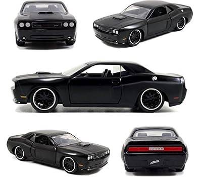 Jada 1/32 Fast & Furious Domes Dodge Challenger SRT8 Diecast Car Model 97384