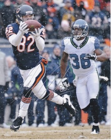 Greg Olsen Autographed/Hand Signed Chicago Bears 8x10 Photo