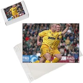 Photo Jigsaw Puzzle of Charlie Oatway celebrates his goal against Plymouth Argyle (2004/05) from Brighton And Hove Albion