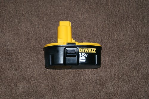 Dewalt DC9096 18 volt XRP Battery (not in retail packaging)