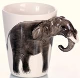 L ELEPHANT -la tasse, faite �  la main--ceramique,design unique