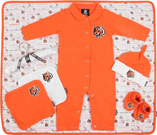Cincinnati Bengals Newborn (6-9 mos) 7-Piece Creeper Set