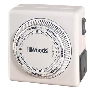Woods 59201 Lamp and Appliance Timer with Grounded 3-Prong Outlet, Repeats Weekly by Woods