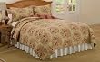 Dartmouth Manor Red Full / Queen Quilt with 2 Shams